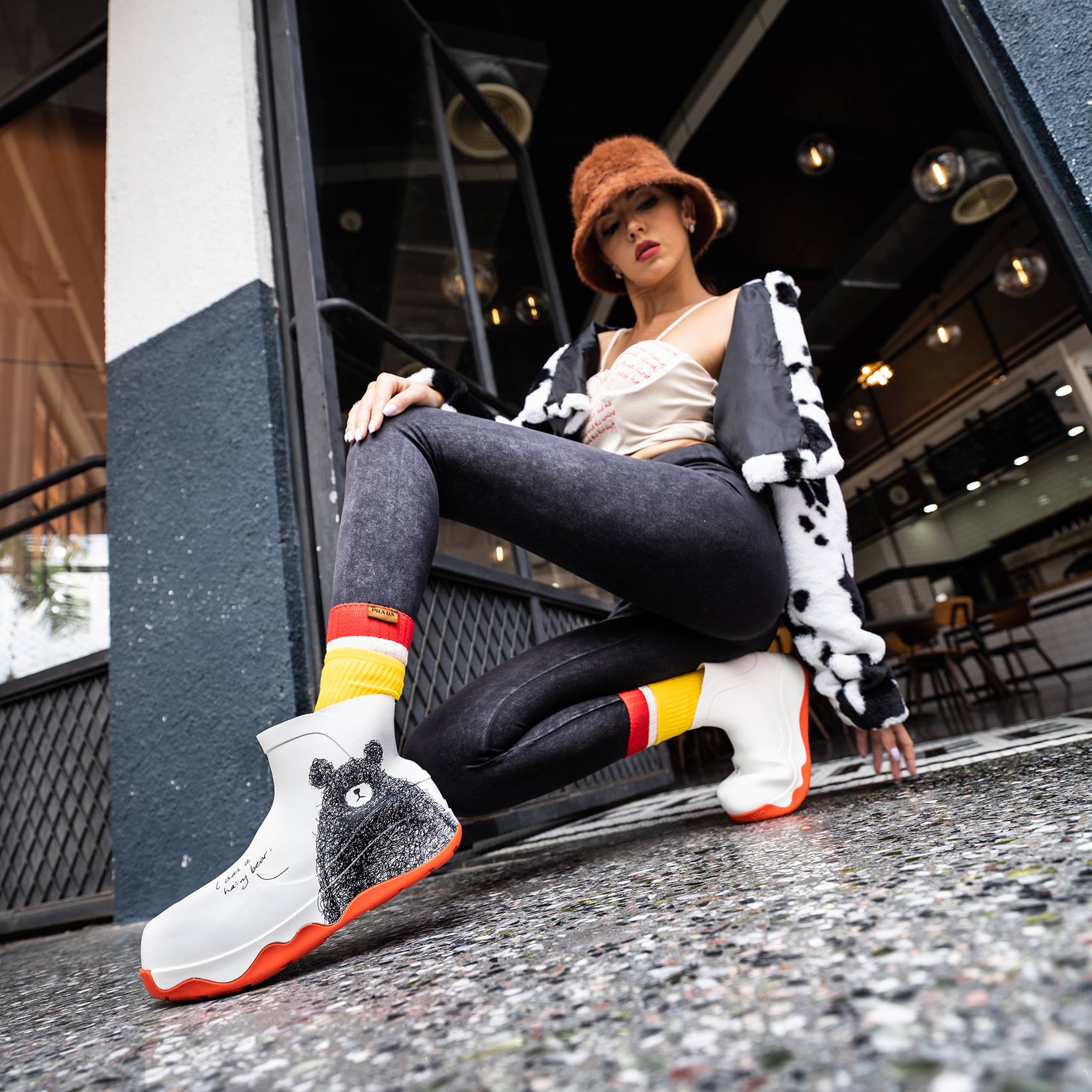 ブーツ レディースブーツ アート靴 人気ミッドデッキシューズ 軽量レインブーツ 履きやすいスノーブーツ 幅広秋冬靴ローファースリッポン UIN] ブーツ レディースブーツ アート靴 人気ミッドデッキシューズ