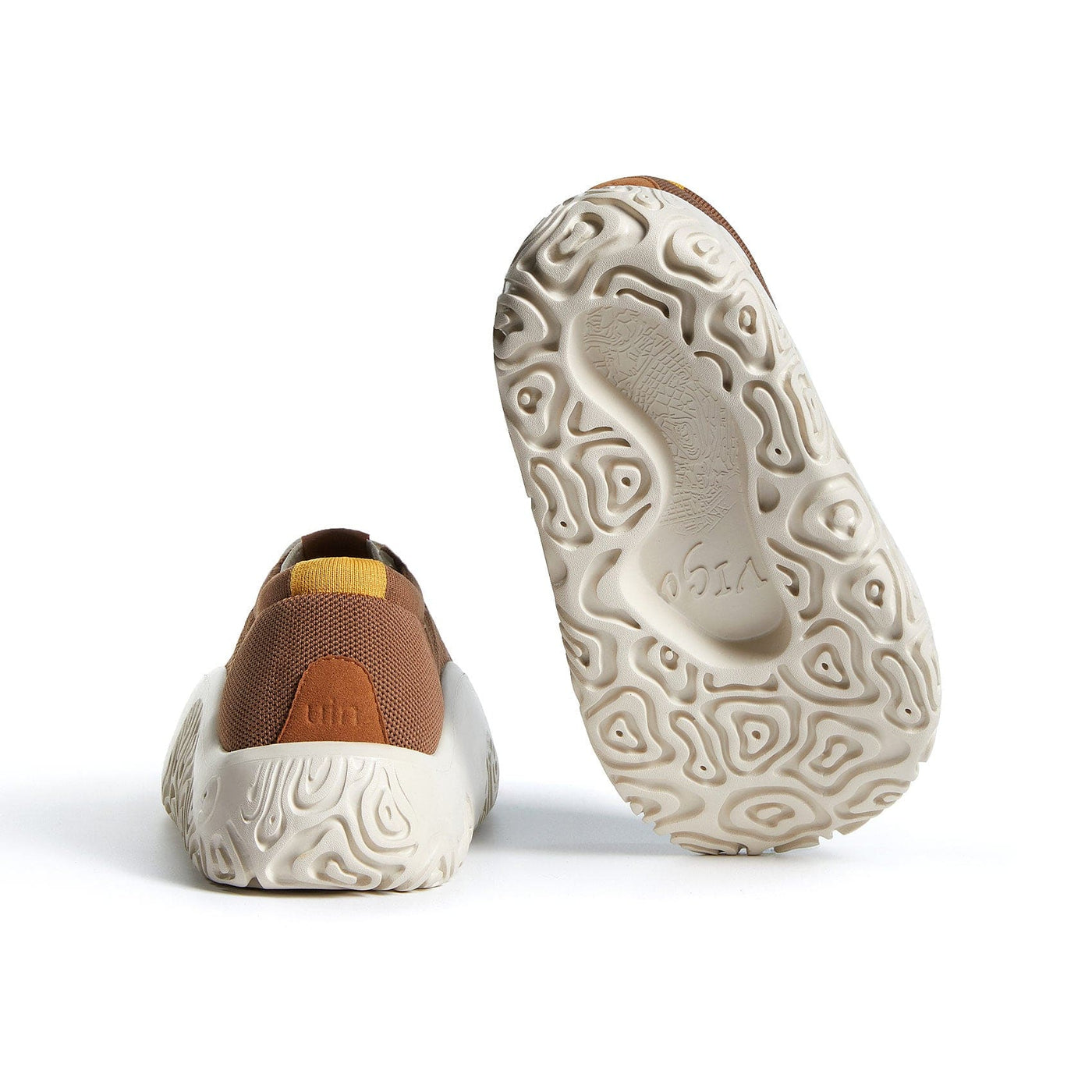 UIN Women Walnut Vigo IV Women Canvas loafers
