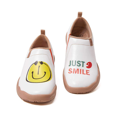 UIN Footwear Men Smiley Microfiber Leather Men Canvas loafers