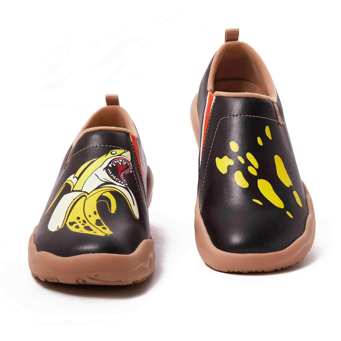 UIN Footwear Women Banana Shark Canvas loafers
