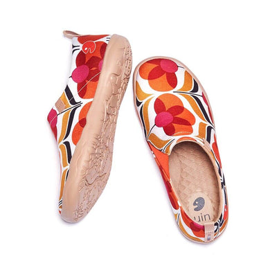 UIN Footwear Women Bloom Canvas loafers