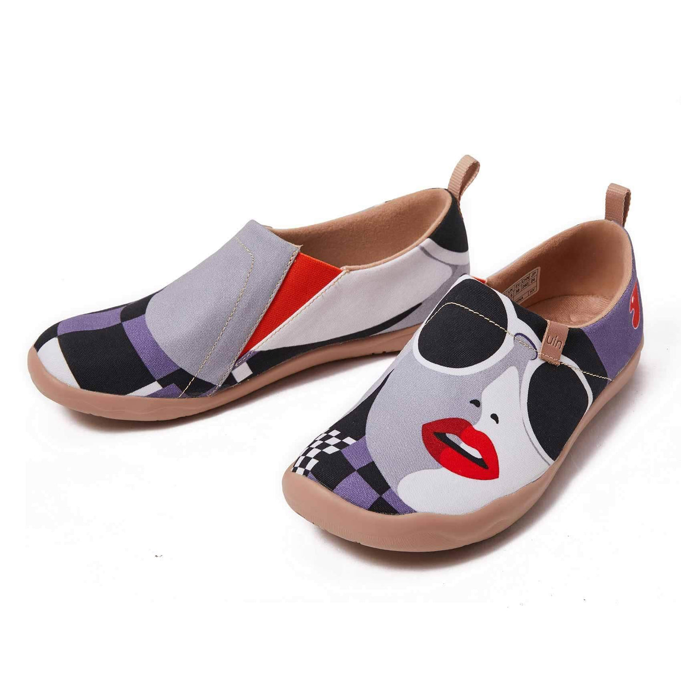 UIN Footwear Women Girl in Sunglasses Canvas loafers
