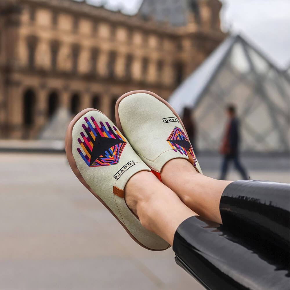 UIN Footwear Women I Louvre You II Canvas loafers