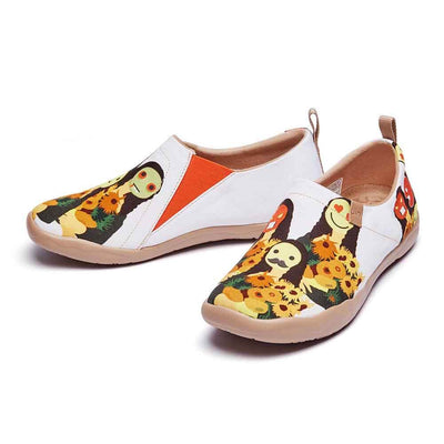 UIN Footwear Women Mona Lisa with flowers Canvas loafers