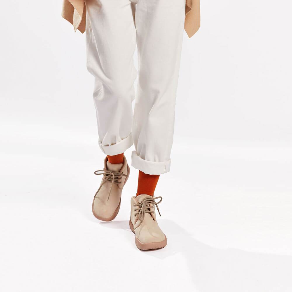 UIN Footwear Women (Pre-sale) Bilbao Beige Cow Suede Lace-up Boots Women Canvas loafers